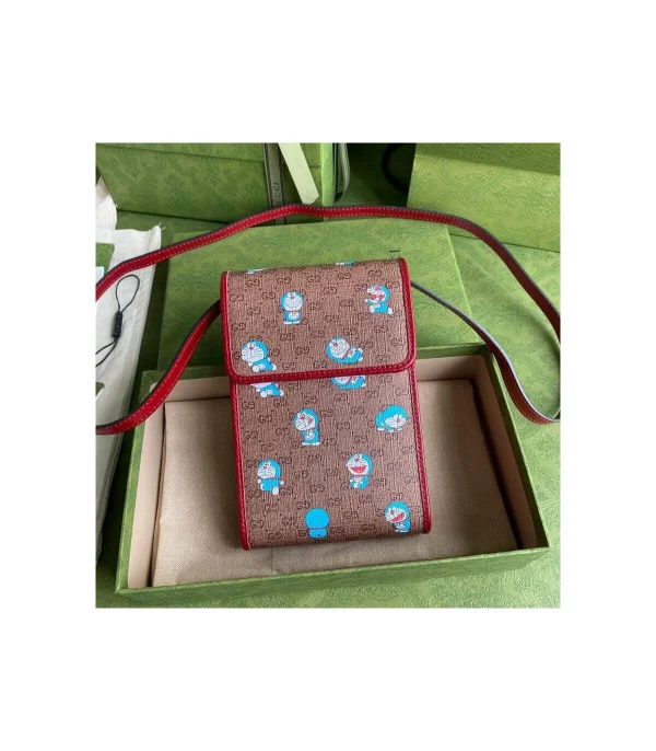 doraemon-x-gucci-mini-bag-14-166f9581513b.webp Doraemon x Gucci Mini Bag