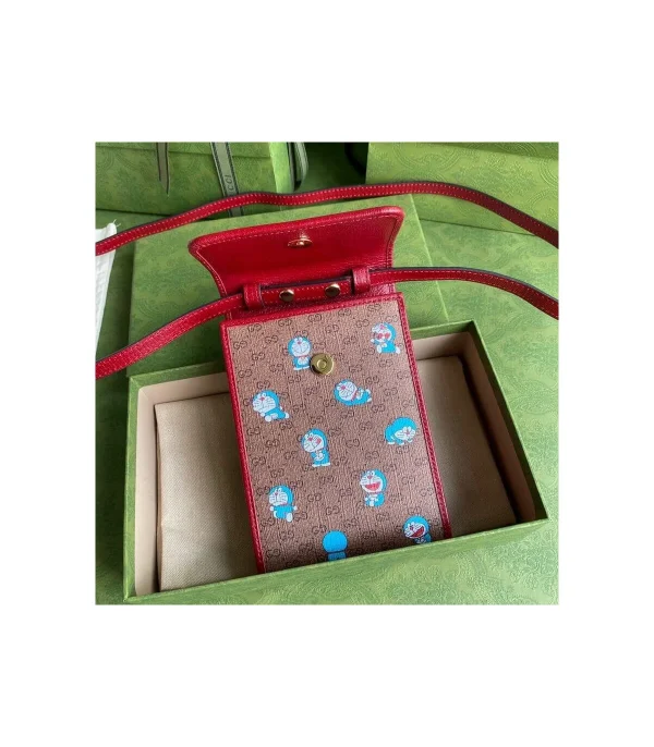 doraemon-x-gucci-mini-bag-20-4f4f7732a27b.webp Doraemon x Gucci Mini Bag