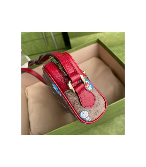 doraemon-x-gucci-mini-bag-5-855092f0b763.webp Gucci x Doraemon Mini Crossbody Bag 17.5cm/ 6.9in