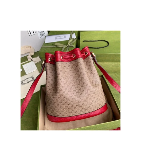 doraemon-x-gucci-small-bucket-bag-3-4bce974e4fa2.webp Doraemon x Gucci Small Bucket Bag