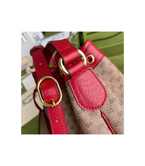 doraemon-x-gucci-small-bucket-bag-8-aa63e00fd59d.webp Doraemon x Gucci Small Bucket Bag
