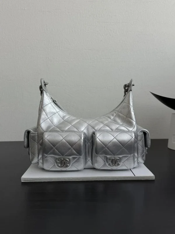 e1fe622f-029008ed5276.webp Chanel 25C Hobo Bag Silver Spring/Summer 2025 Collection 32cm/12.2cm, Designer Handbags, Women’s Purse, luxury bags, Chanel bags
