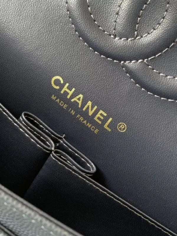 e97b8bdf-1-bc57b8b2b5e4.webp Chanel Classic Flap Bag 25 cm Navy Blue Gold-Tone Hardware A01112, Designer Handbag, Women’s Purse, Designer Handbags, Women’s Purse, luxury bags, Chanel bags