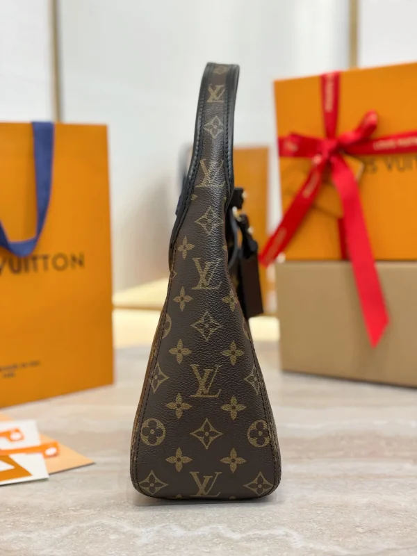 Louis Vuitton LV The Drop PM Monogram Canvas M12940 28cm/ 11in, Designer Handbags, Womens Purse, luxury bags