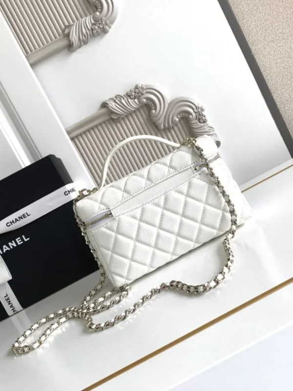 ed5b3e2c-2eac22ef7559.webp Chanel 25C Vanity Case White 20cm, Designer Handbags, Women’s Purse, luxury bags, Chanel bags