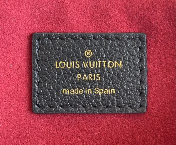 f2e284e2-4d877a2fd0e9.webp Louis Vuitton Petit Palais 29Cm Noir, Designer Handbags, Womens Purse, luxury bags
