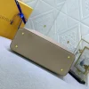 f5636173-6899b6bd5f3d.webp Louis Vuitton Capucines Mm Grey 31Cm M42253, Designer Handbags, Womens Purse, luxury bags
