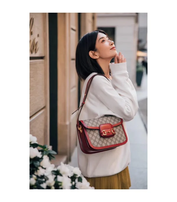 gucci-1955-horsebit-red-gg-supreme-canvas-shoulder-bag-2-225eb5db7d52.webp Gucci 1955 Horsebit Red GG Supreme Canvas Shoulder Bag 25cm