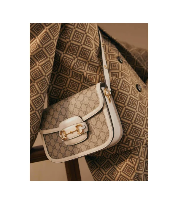 gucci-1955-horsebit-white-gg-supreme-canvas-shoulder-bag-2-690e6b9265d7.webp Gucci 1955 Horsebit White GG Supreme Canvas Shoulder Bag 25cm