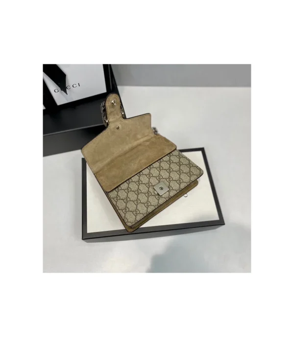 gucci-dionysus-gg-supreme-mini-bag-apricot-11-369c6522d9a8.webp Gucci Dionysus GG Supreme Mini Bag Apricot