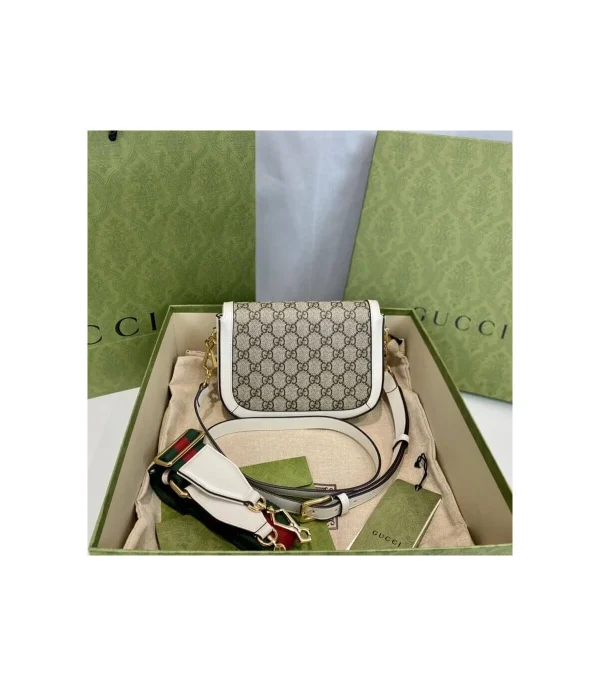 gucci-horsebit-1955-mini-bag-in-gg-supreme-white-4-b55264b47430.webp Gucci Horsebit 1955 Mini Bag in GG Supreme White 20.5cm