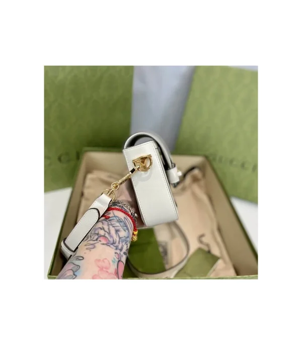 gucci-horsebit-1955-mini-bag-in-gg-supreme-white-6-b9620a1db6ed.webp Gucci Horsebit 1955 Mini Bag in GG Supreme White 20.5cm