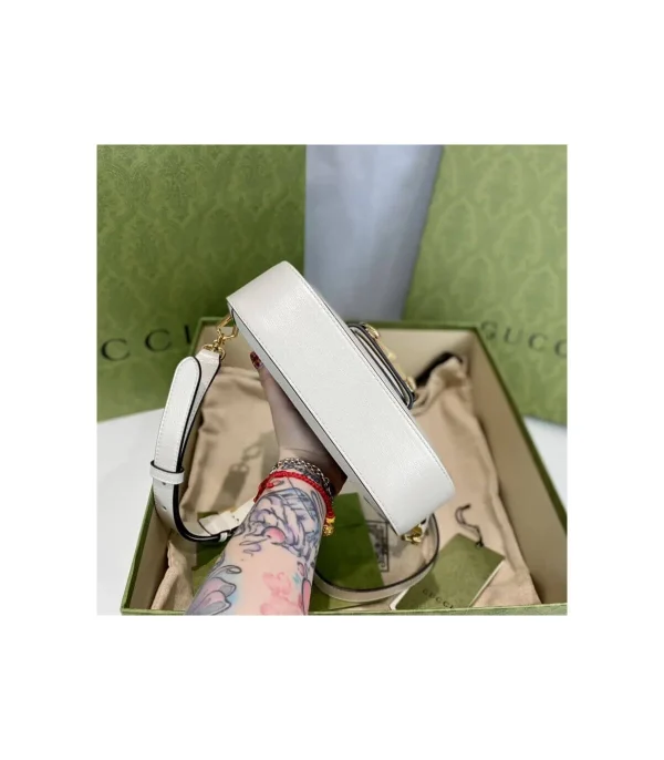 gucci-horsebit-1955-mini-bag-in-gg-supreme-white-9-f8a748af6f1e.webp Gucci Horsebit 1955 Mini Bag in GG Supreme White 20.5cm