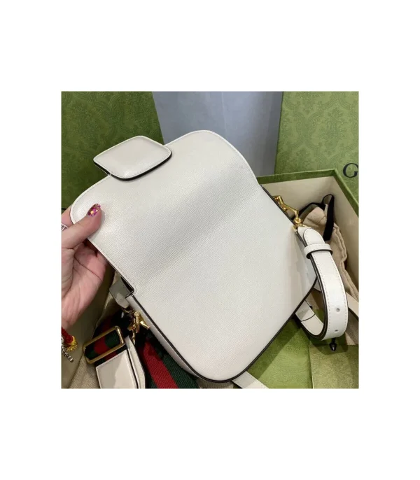 gucci-horsebit-1955-mini-bag-in-white-leather-15-f647a2818dfb.webp Gucci Horsebit 1955 Mini Bag in White Leather 20.5cm/8.1in
