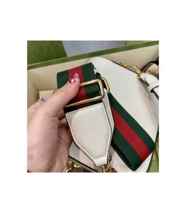 gucci-horsebit-1955-mini-bag-in-white-leather-16-d458dabdea54.webp Gucci Horsebit 1955 Mini Bag in White Leather 20.5cm/8.1in