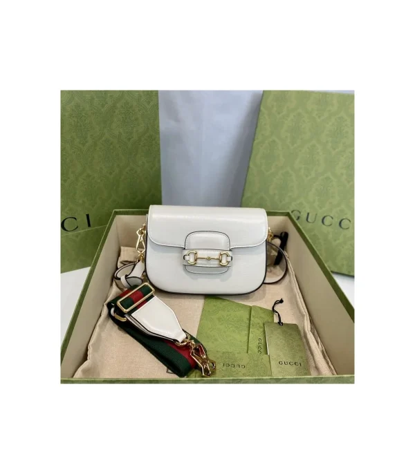 gucci-horsebit-1955-mini-bag-in-white-leather-5-604e72eed1fc.webp Gucci Horsebit 1955 Mini Bag in White Leather 20.5cm/8.1in
