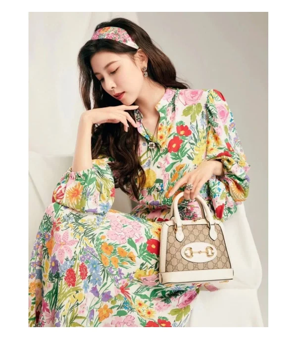 gucci-horsebit-1955-mini-top-handle-bag-in-white-gg-supreme-canvas-2-e7d42e60a3ff.webp Gucci Horsebit 1955 Mini Top Handle Bag In White GG Supreme Canvas 20cm/ 7.9in