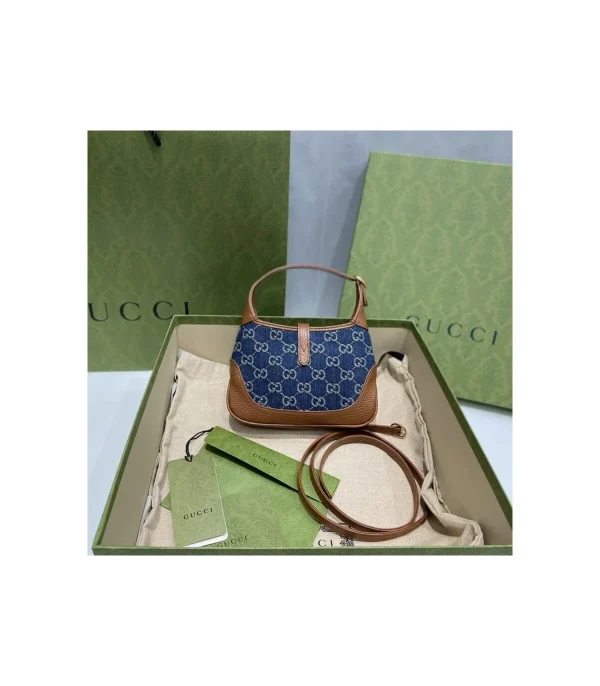 gucci-jackie-1961-mini-shoulder-bag-in-blue-jacquard-denim-7-0ea489e63689.webp Gucci Jackie 1961 Mini Shoulder Bag in Blue Jacquard Denim 19cm