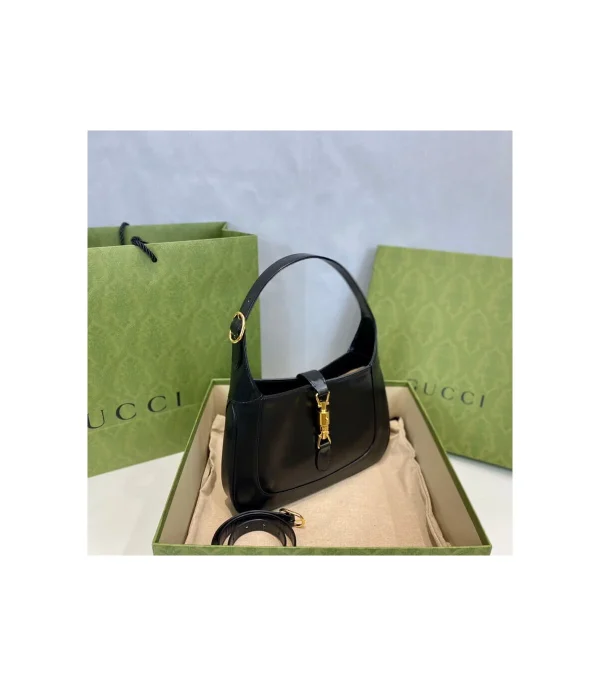 gucci-jackie-1961-small-hobo-bag-in-black-leather-7-6da8ba7c6f2c.webp Gucci Jackie 1961 Small Hobo Bag In Black Leather 27.5cm
