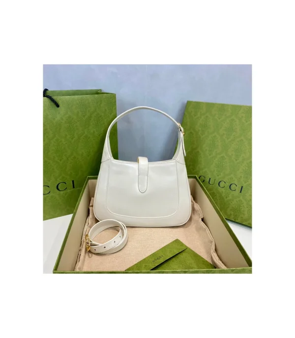 gucci-jackie-1961-small-hobo-bag-in-white-leather-10-d27bd0038080.webp Gucci Jackie 1961 Small Hobo Bag In White Leather 27.5cm
