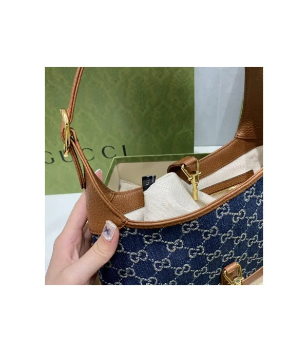 gucci-jackie-1961-small-shoulder-bag-in-blue-jacquard-denim-11-fe3332fc9fae.webp Gucci Jackie 1961 Small Shoulder Bag in Blue Jacquard Denim 28cm
