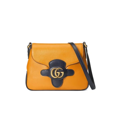 gucci-small-messenger-bag-with-double-g-648934-304689f7d46a.webp Gucci Small Messenger Bag with Double G 648934