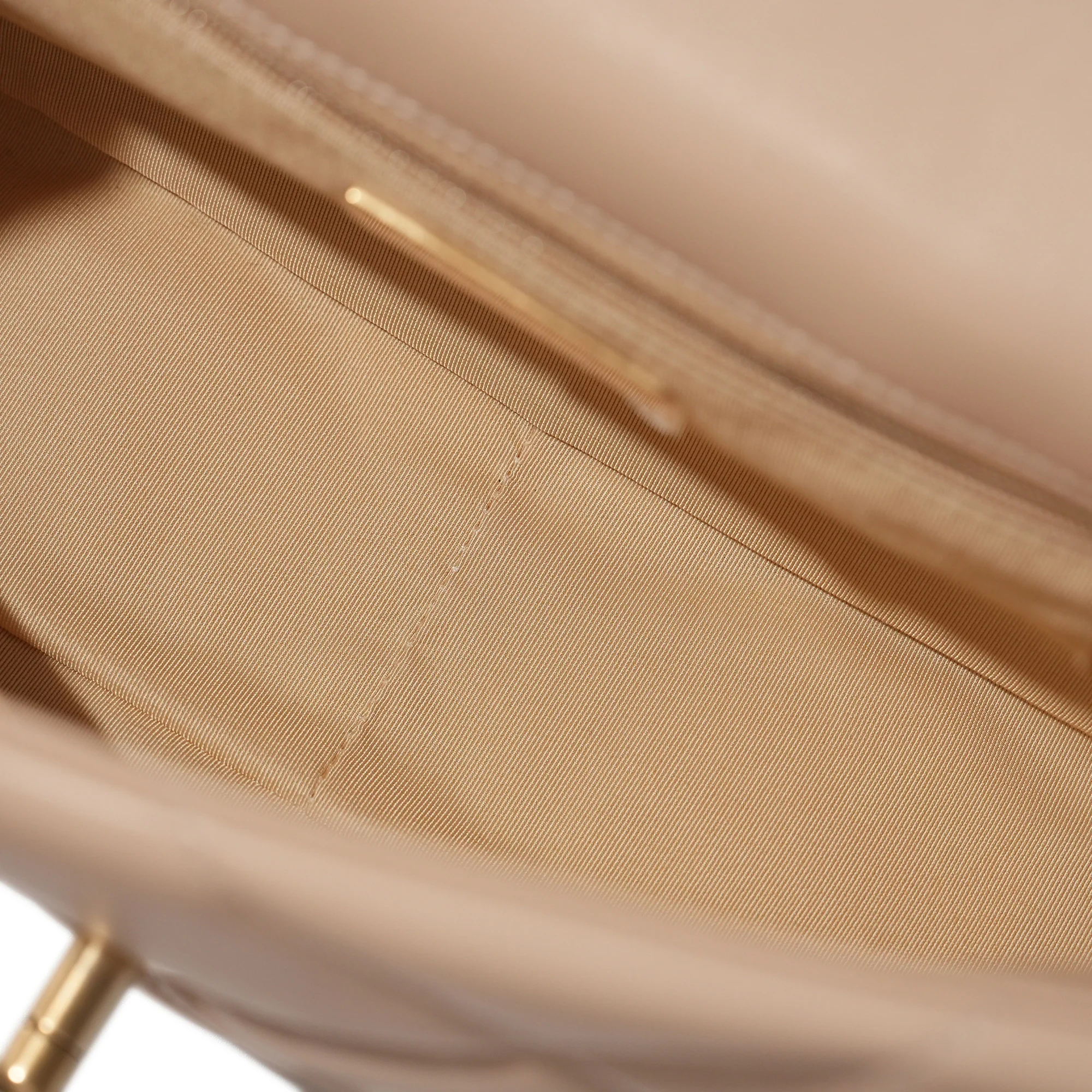 Beige Quilted Lambskin Chanel 19 - view 6