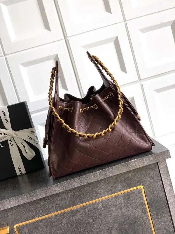 image-2026-08-14T140429.196-c2211d57b3b1.webp Chanel 25 Small Size Handbag Calfskin With Grain Effect & Gold Metallic Brown 30cm/11.8in AS5293