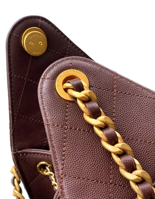 image-2026-08-14T140439.565-1e515a979a18.webp Chanel 25 Small Size Handbag Calfskin With Grain Effect & Gold Metallic Brown 30cm/11.8in AS5293