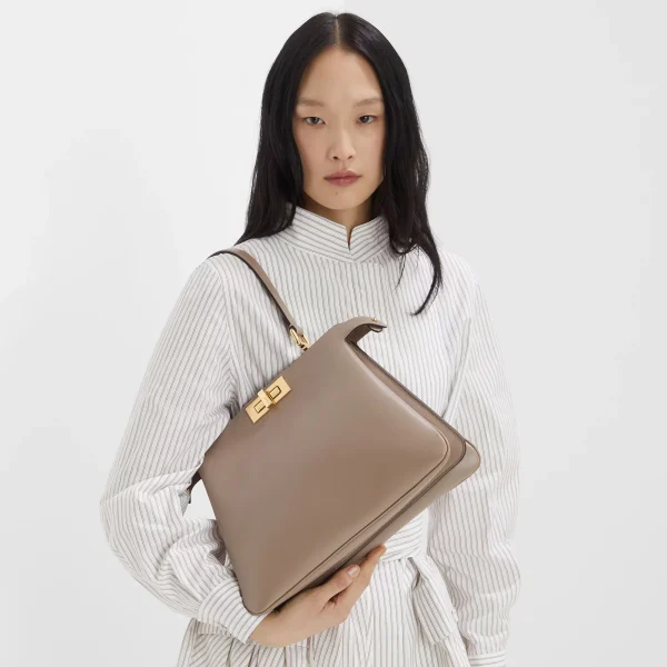image-39-b43c79e464aa.webp Fendi Peekaboo Soft Medium Leather Bag Dove Grey 33Cm