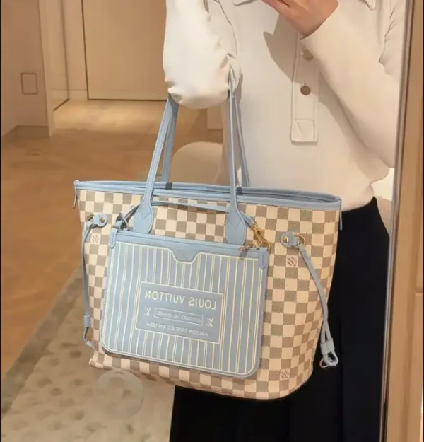 image-72-1bf276f8ee31.webp Louis Vuitton Neverfull Inside Out MM Bag 47cm N40946