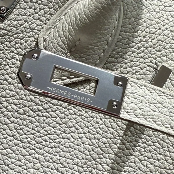 img_43e90bff_20250118_i1737203488978_8394_0_6_jpg-8eda0bf7e093.webp Hermes Birkin 25Cm White Togo Leather Silver Hardware 237490