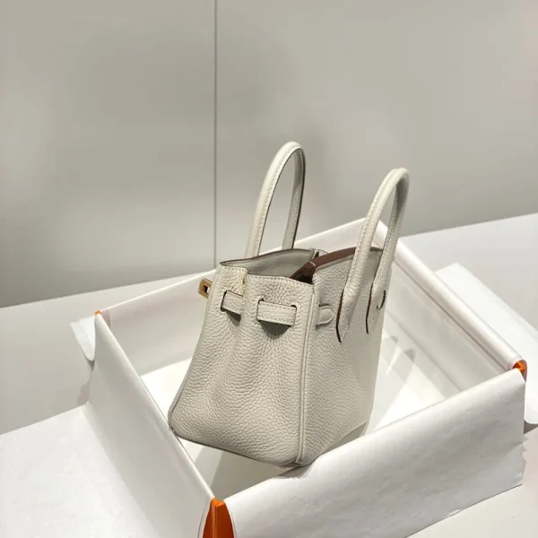 img_b17e98d7_20240902_i1725274374_2748_1_jpg-a972a34388c2.webp Hermes Birkin 20Cm Pearl Gray Togo Leather Gold Hardware