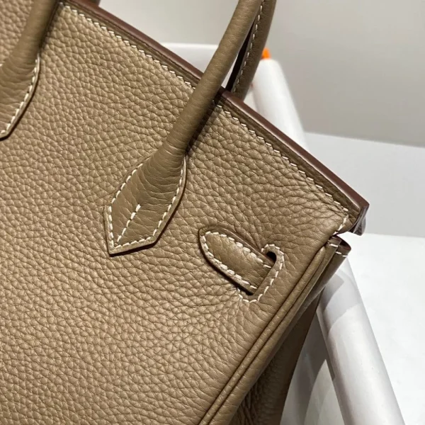 img_b17e98d7_20240902_i1725274474_4983_7_jpg-53addd77c367.webp Hermes Birkin 20Cm Etoupe Togo Leather Gold Hardware