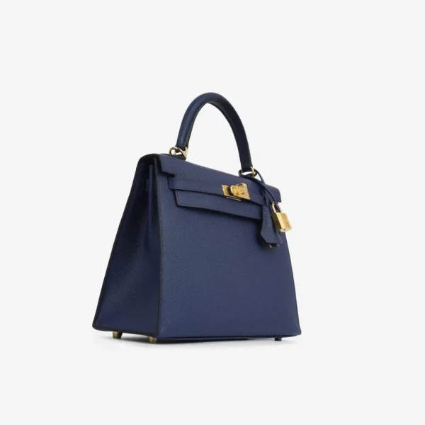 imgi_137_IMG_39k17.fjpg_-scaled-1-ed03a3e5f1de.webp Hermes Kelly 25 Bag In Golden Bleu Navy Epsom Leather For Women 25cm/10in