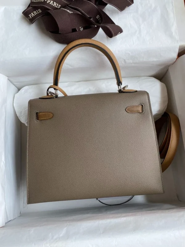 imgi_18_232a3f9e-d2c2d52f796e.webp Hermes Kelly 25 Bag In Greige Epsom Leather For Women 25cm/10in