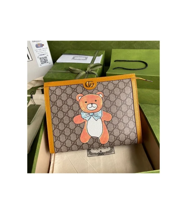 kai-x-gucci-pouch-2-c848980f9df0.webp KAI x Gucci Pouch
