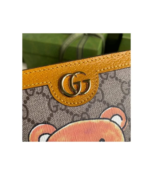 kai-x-gucci-pouch-7-a692dfa5481d.webp KAI x Gucci Pouch