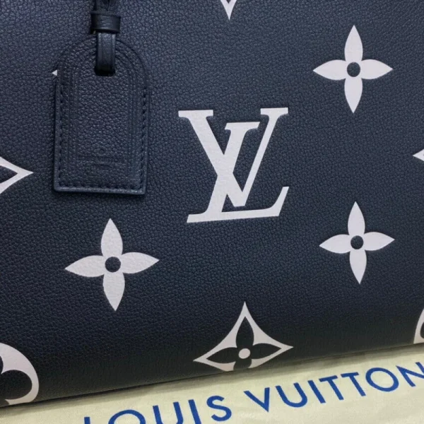 louis-vuitton-bicolor-monogram-empreinte-grand-palais-m45842-3-5f0ab7e19de5.webp Louis Vuitton Grand Palais 34Cm Black, Designer Handbags, Womens Purse, luxury bags