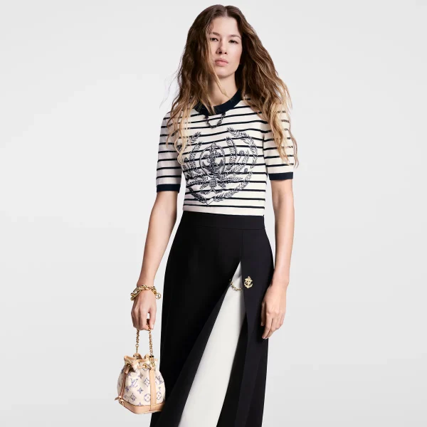 louis-vuitton-nano-noe-M83453_PM1_Cropped-worn-view-612a468fee03.webp Nano Noé