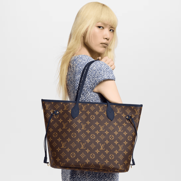 louis-vuitton-neverfull-inside-out-mm-M14994_PM1_Cropped_20worn_20view-5d094d468eb1.webp Louis Vuitton Neverfull Inside Out MM Medium Navy Tote Bag 31cm/12.2in M14904, Designer Handbags, Womens Purse, luxury bags