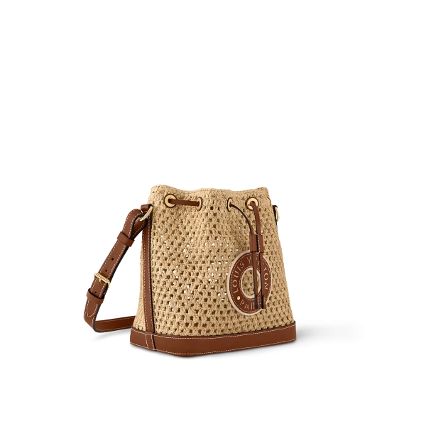 louis-vuitton-noe-bb-bucket-bag-M24722_PM1_Side-view-d8b0b5d42cc1.webp Noé BB Bucket Bag