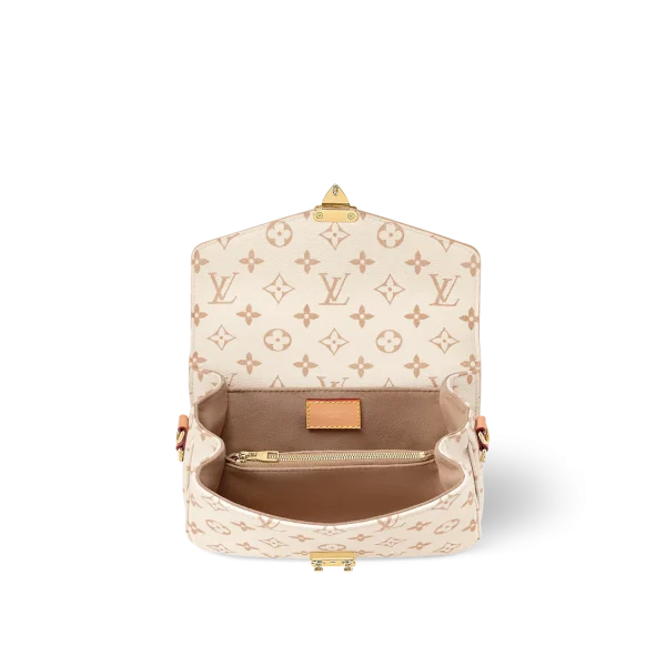 louis-vuitton-pochette-metis-east-west-M46914_PM1_Interior-view-ba6b4a9eee72.webp Pochette Métis East West