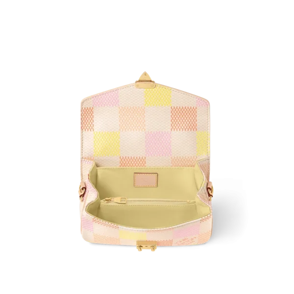louis-vuitton-pochette-metis-east-west-N40749_PM1_Interior-view-59902d55885e.webp Pochette Métis East West