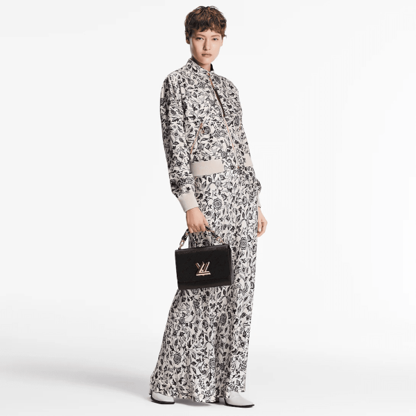 louis-vuitton-twist-mm-M21772_PM1_Worn_20view-8e9ce8077685.webp Louis Vuitton Twist Mm Bags Epi Leather Lock Chain Black 23Cm M21772, Designer Handbags, Womens Purse, luxury bags