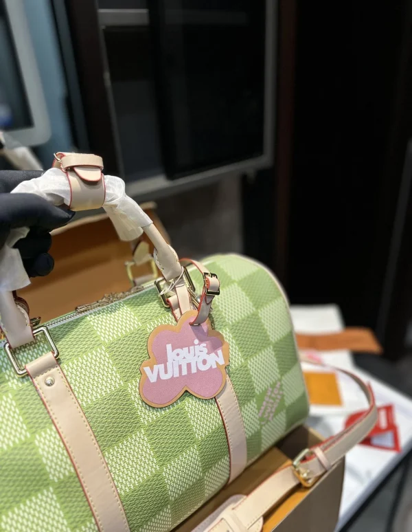 Louis Vuitton Keepall Bandouli Re Damier Canvas Green 35Cm N40671, Designer Handbags, Womens Purse, luxury bags