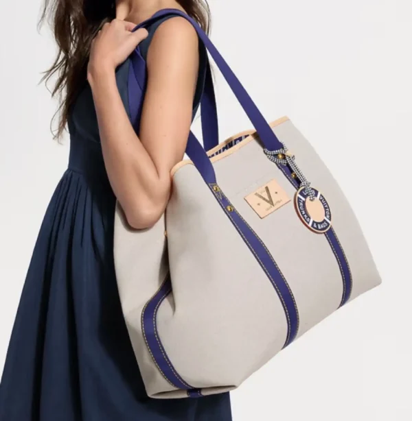 org-3-3dc86b14355f.webp Louis Vuitton Escale Bag Ocean Blue M28503