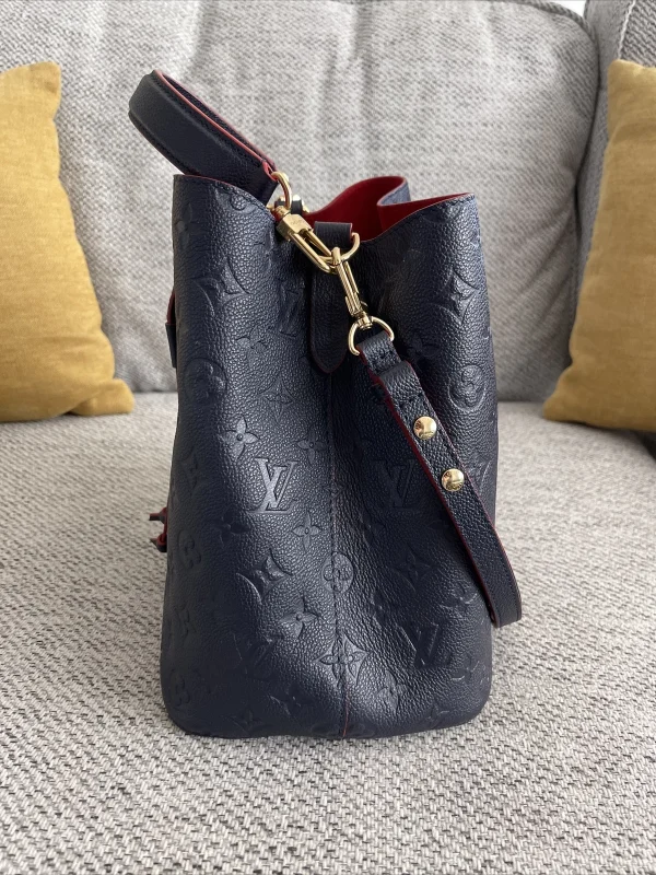 s-l1600-62-e7bc76d27a52.webp Louis Vuitton N Ono Mm Bucket 26cm/10.2in Navy Blue, Designer Handbags, Womens Purse, luxury bags