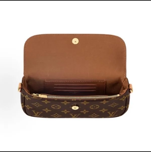 8b44381e439b08541827cc73d544385c LOUIS VUITTON WALLET ON CHAIN IVY-M83370-Chanel Long Vanity With Chain White 19.5cm/7.7in, Designer Handbags, Women's Purse, Luxury Bags